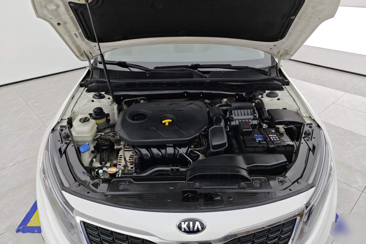 Used Kia K5 2015 2.0L Automatic GL Engine Bay