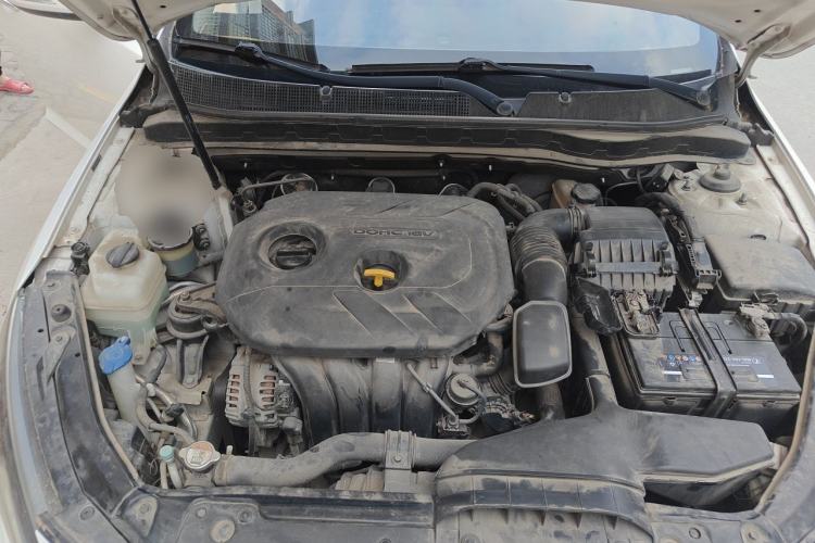 Used Kia K5 2015 2.0L Automatic Special Engine Bay