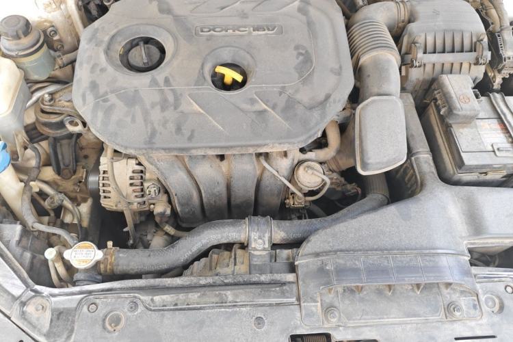 Used Kia K5 2015 2.0L Automatic LUX Engine Bay