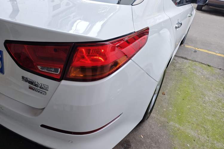 Used Kia K5 2015 2.0L Automatic GL Exterior 1