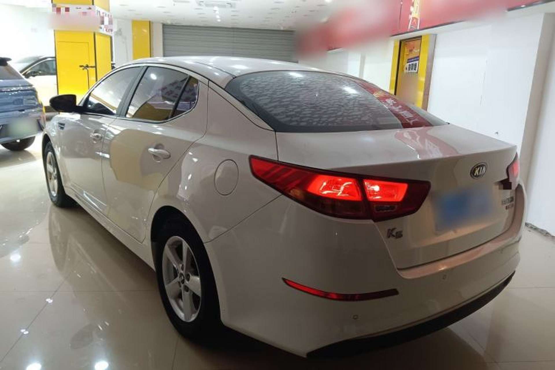 Used Kia K5 2015 2.0L Automatic GL Exterior 2