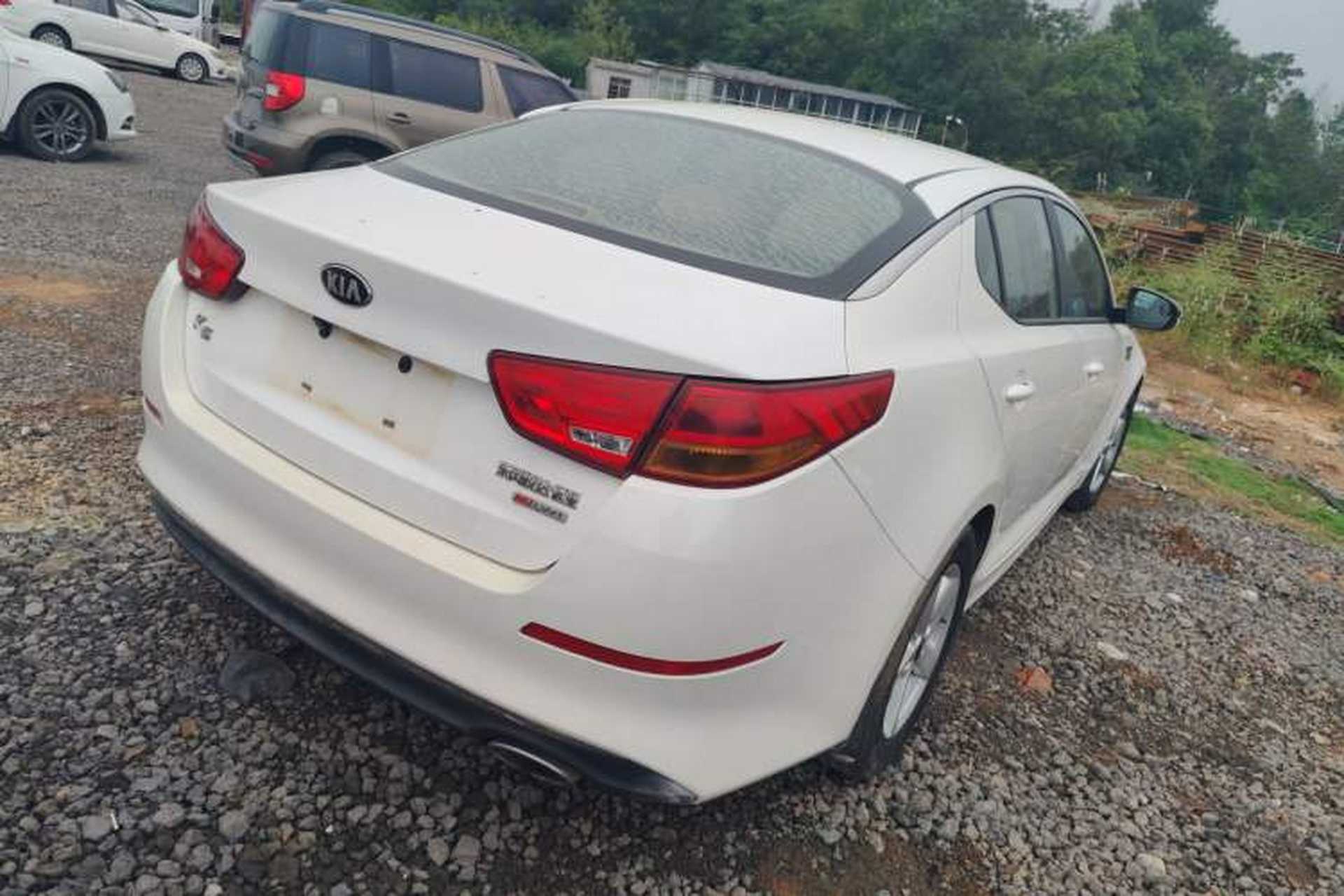 Used Kia K5 2015 2.0L Manual GL Exterior 3