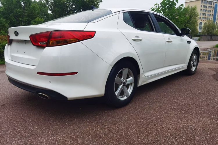 Used Kia K5 2015 2.0L Automatic GL Exterior 5