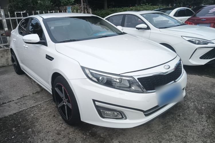Used Kia K5 2015 2.0L Automatic GL Front Right 45 Deg