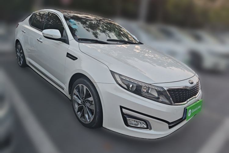 Used Kia K5 2015 2.0L Automatic LUX Front Right 45 Deg