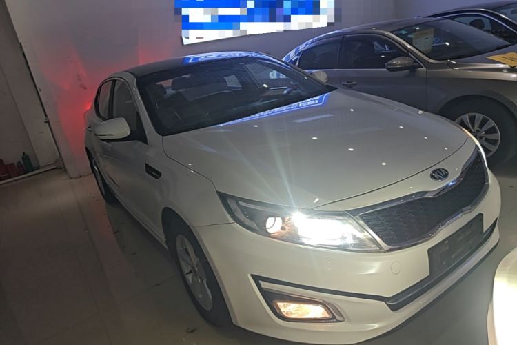 Used Kia K5 2015 2.0L Automatic GL Front Right 45 Deg
