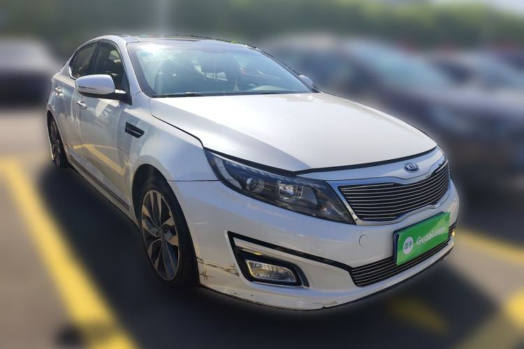 Used Kia K5 2015 2.0L Automatic LUX Front Right 45 Deg