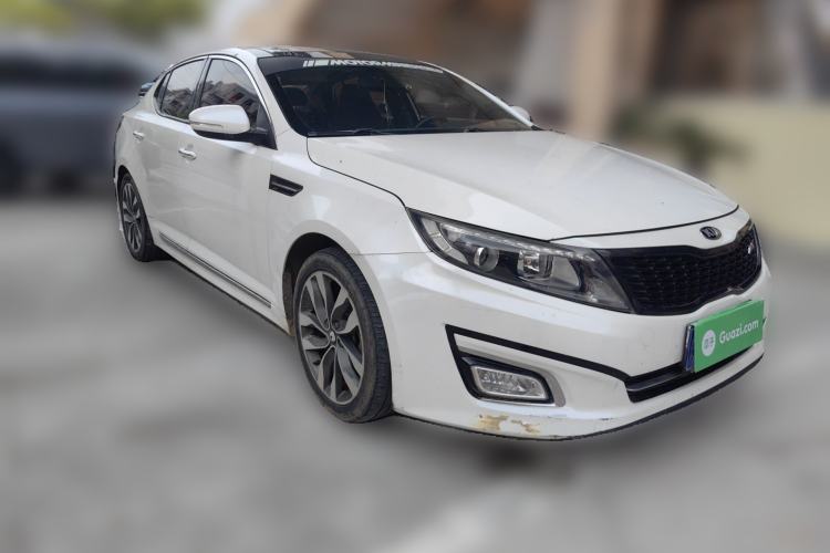 Used Kia K5 2015 2.0L Automatic LUX Front Right 45 Deg