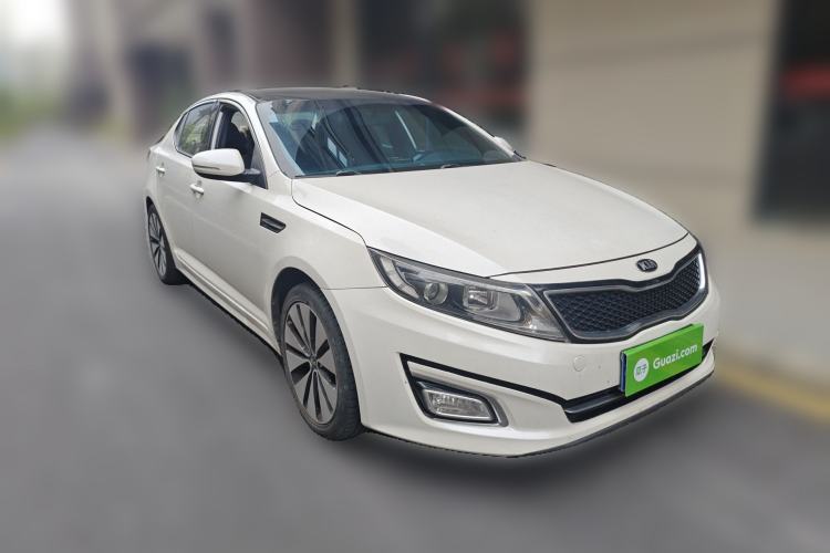 Used Kia K5 2015 2.0L Automatic GL Front Right 45 Deg