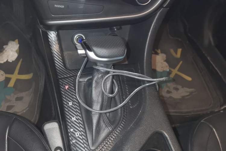 Used Kia K5 2015 2.0L Automatic GL Gear Lever