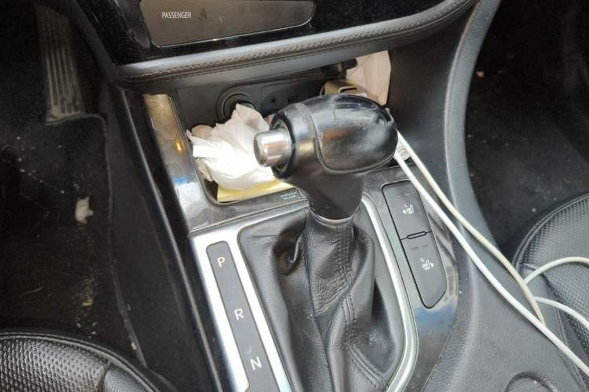 Used Kia K5 2015 2.0L Automatic LUX Gear Lever