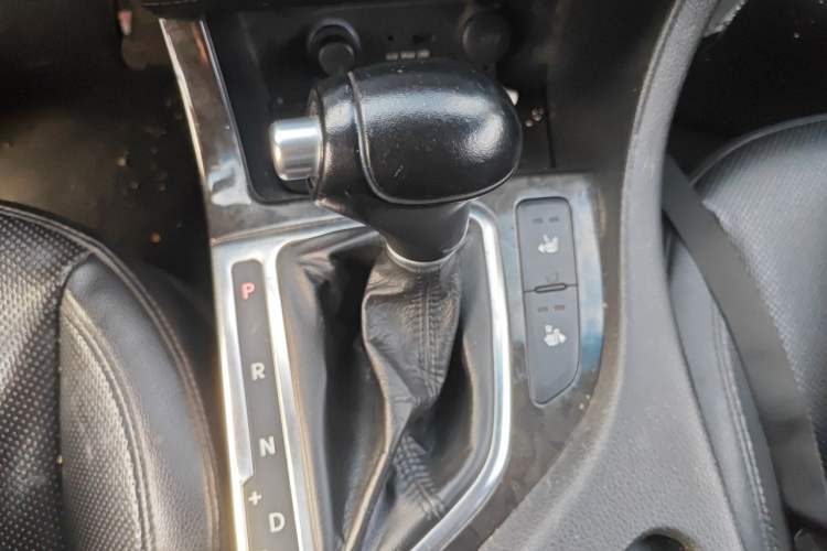 Used Kia K5 2015 2.0L Automatic LUX Gear Lever