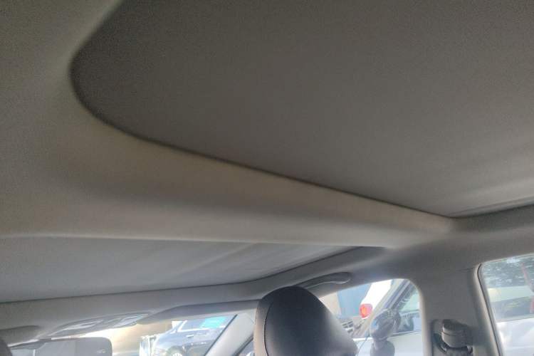Used Kia K5 2015 2.0L Automatic LUX Headliner