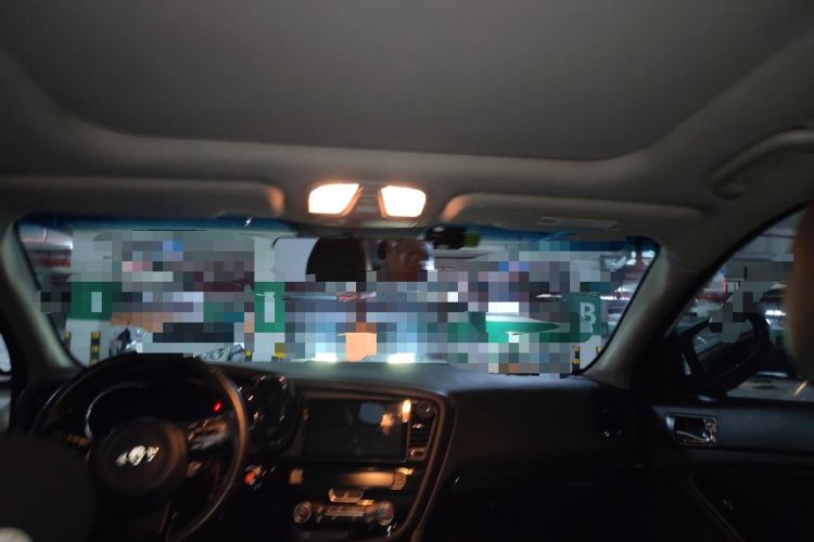 Used Kia K5 2015 2.0L Automatic LUX Headliner