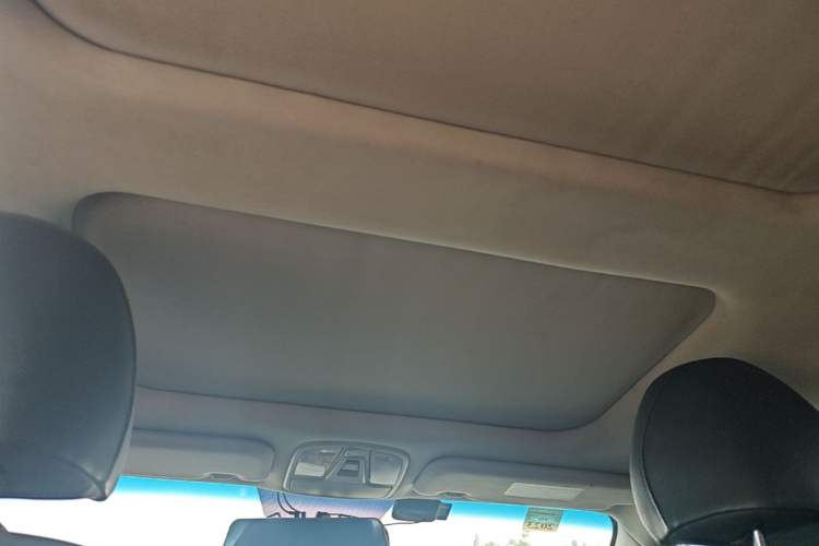 Used Kia K5 2015 2.0L Automatic LUX Headliner