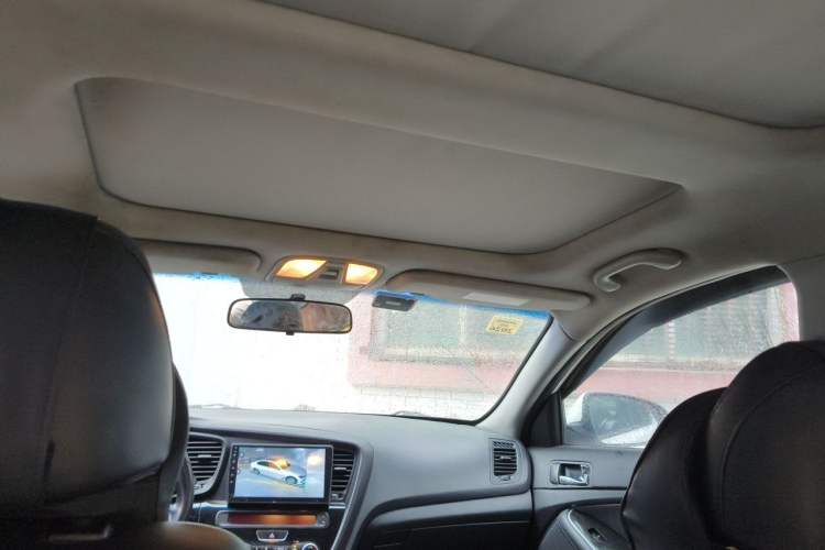 Used Kia K5 2015 2.0L Automatic LUX Headliner