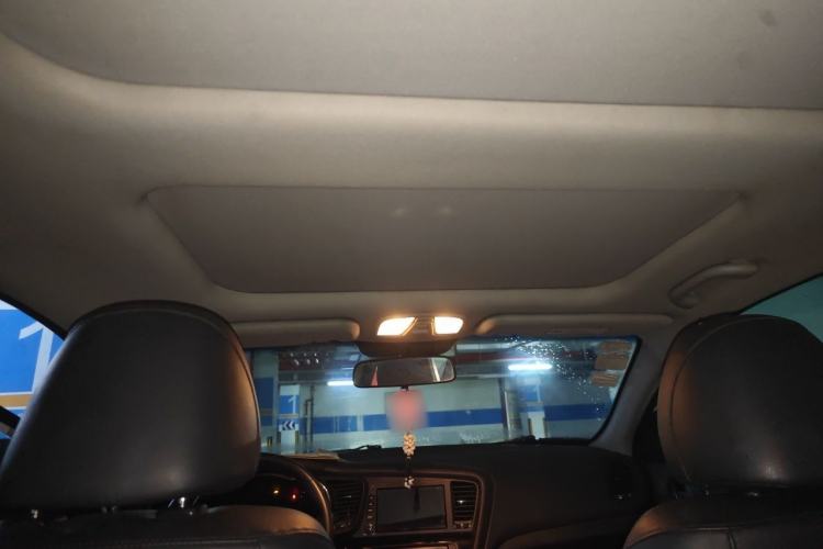 Used Kia K5 2015 2.0L Automatic LUX Headliner