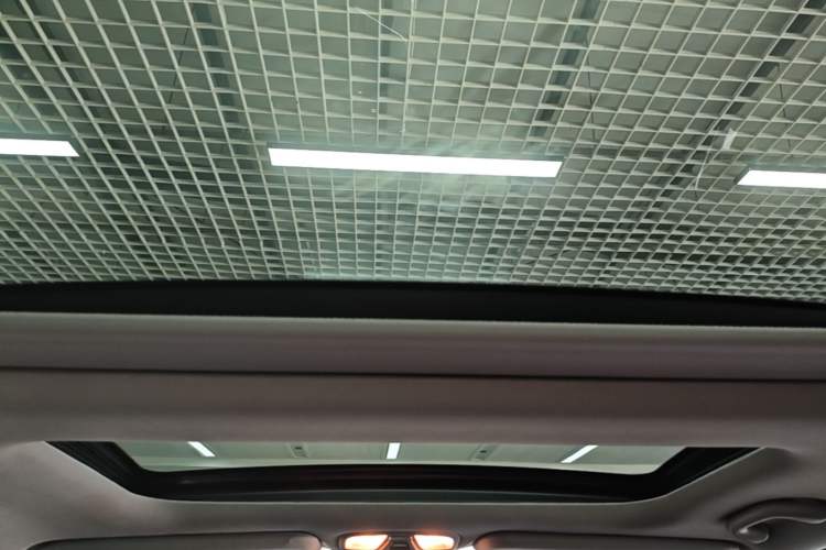 Used Kia K5 2015 2.0L Automatic LUX Headliner