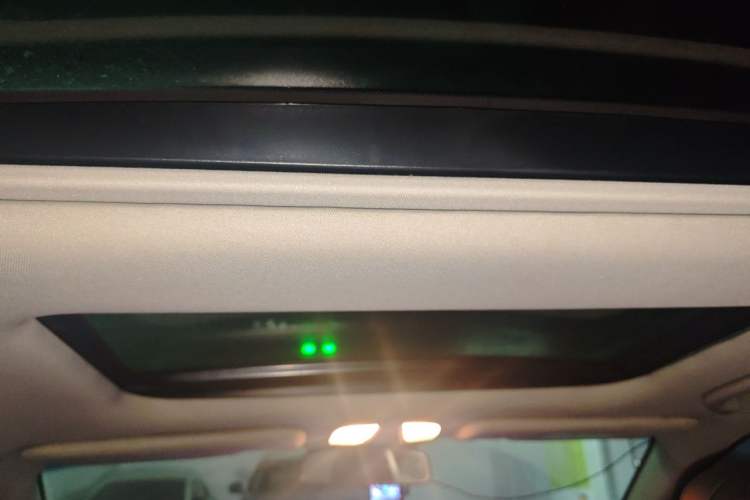 Used Kia K5 2015 2.0L Automatic LUX Headliner