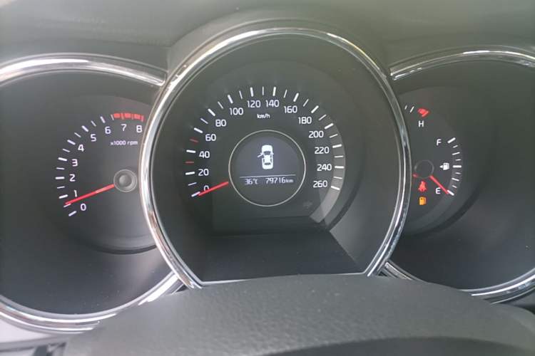Used Kia K5 2015 2.0L Automatic GL Instrument Cluster