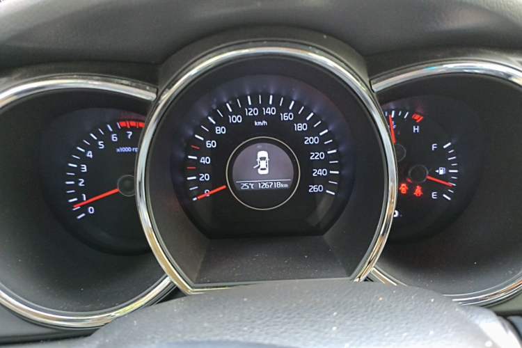 Used Kia K5 2015 2.0L Automatic GL Instrument Cluster