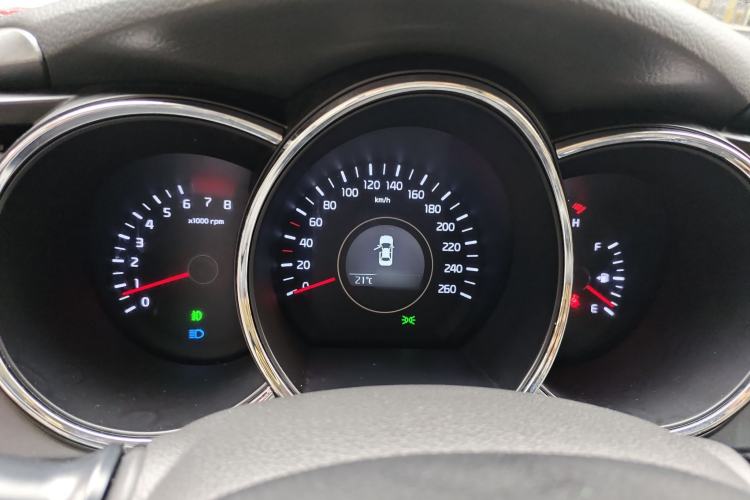 Used Kia K5 2015 2.0L Automatic GL Instrument Cluster
