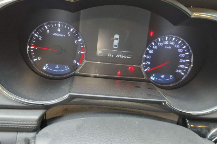 Used Kia K5 2015 2.0L Automatic LUX Instrument Cluster