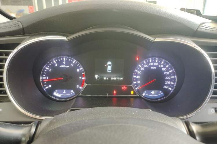 Used Kia K5 2015 2.0L Automatic LUX Instrument Cluster