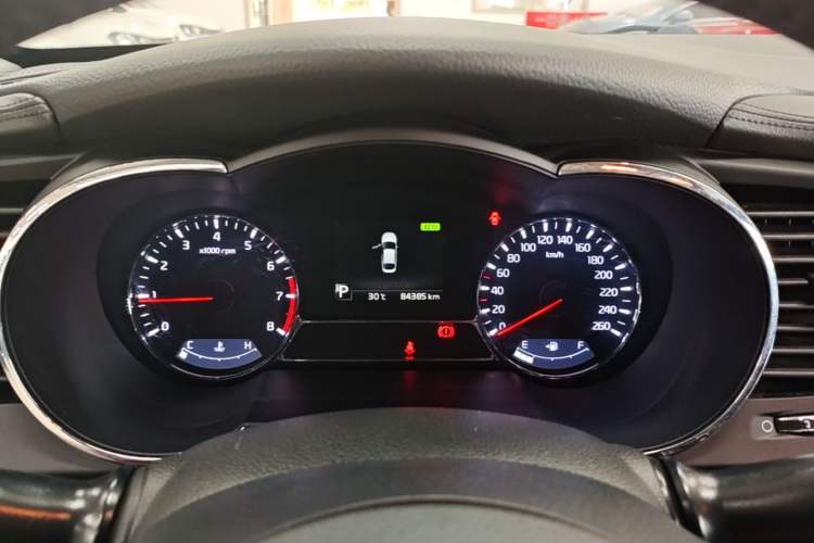 Used Kia K5 2015 2.0L Automatic LUX Instrument Cluster