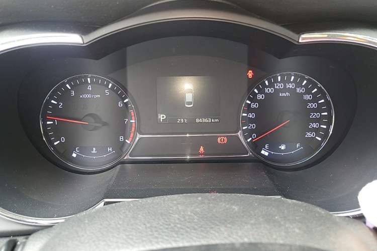 Used Kia K5 2015 2.0L Automatic LUX Instrument Cluster