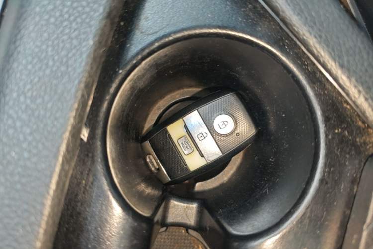 Used Kia K5 2015 2.0L Automatic Special Interior 1