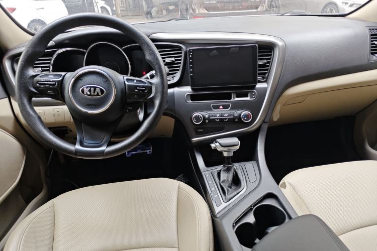 Used Kia K5 2015 2.0L Automatic GL Interior 2