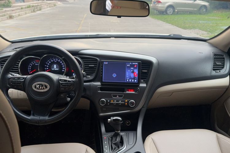Used Kia K5 2015 2.0L Automatic GL Interior 2