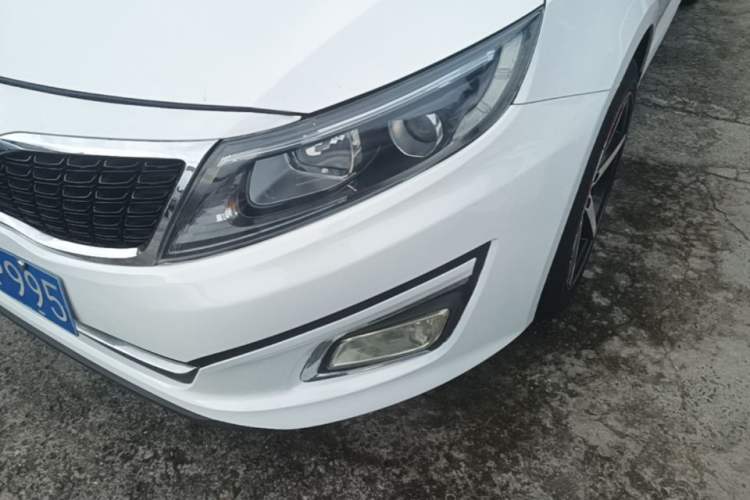 Used Kia K5 2015 2.0L Automatic GL Left Front Headlight