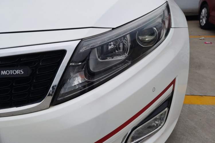 Used Kia K5 2015 2.0L Automatic LUX Left Front Headlight