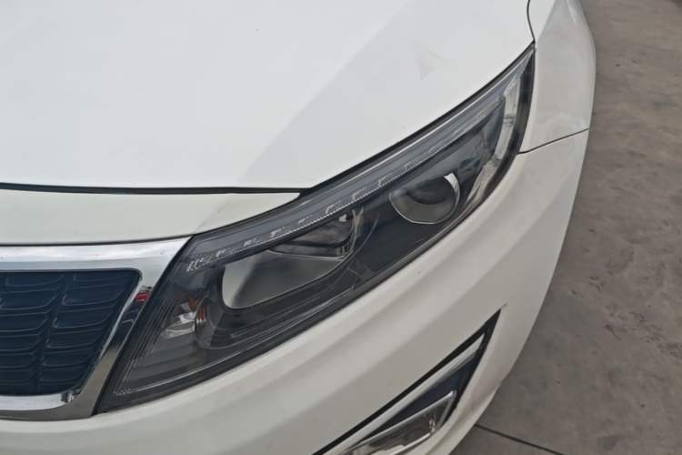 Used Kia K5 2015 2.0L Automatic LUX Left Front Headlight