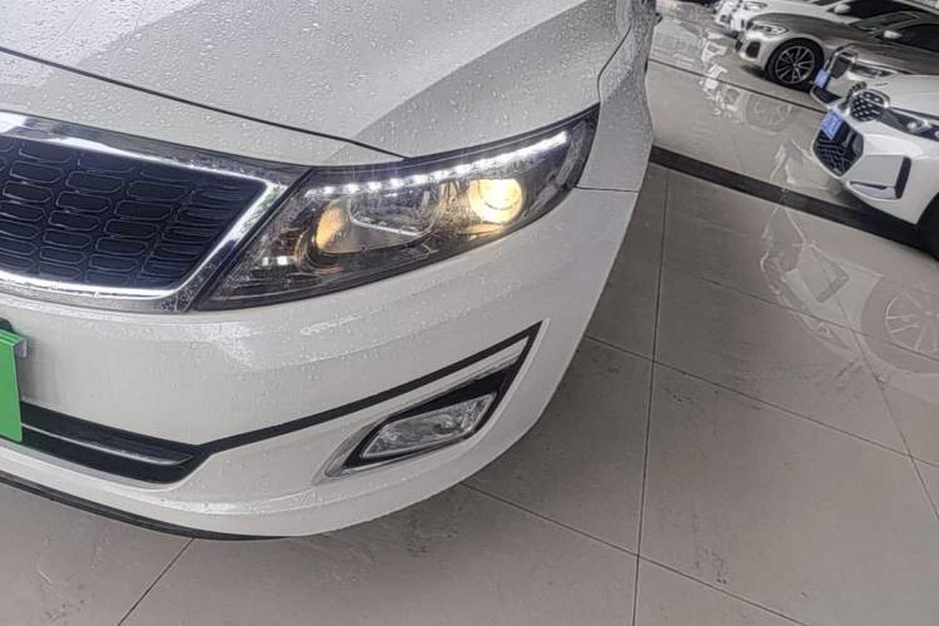 Used Kia K5 2015 2.0L Automatic LUX Left Front Headlight