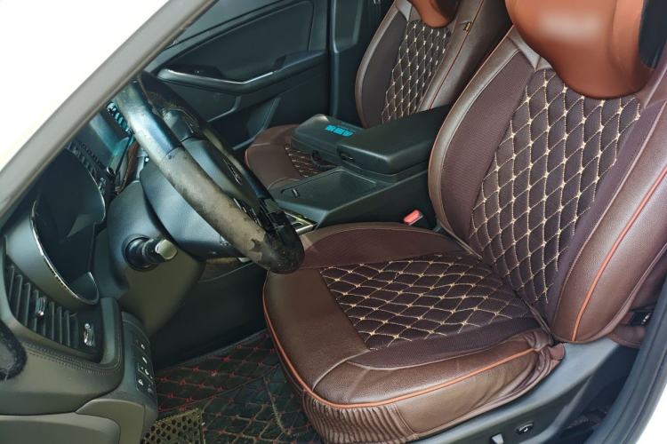 Used Kia K5 2015 2.0L Automatic LUX Left Front Seat