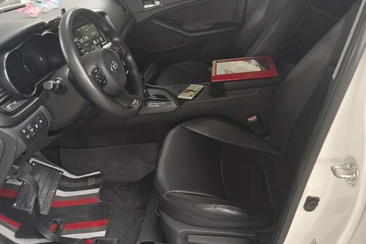 Used Kia K5 2015 2.0L Automatic GLS Left Front Seat