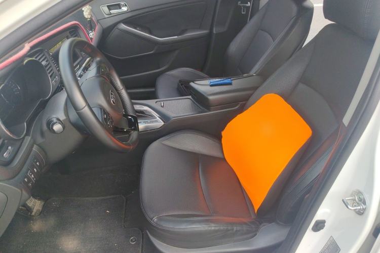 Used Kia K5 2015 2.0L Automatic LUX Left Front Seat