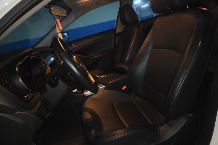 Used Kia K5 2015 2.0L Automatic LUX Left Front Seat