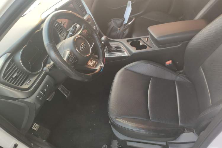 Used Kia K5 2015 2.0L Automatic GLS Left Front Seat