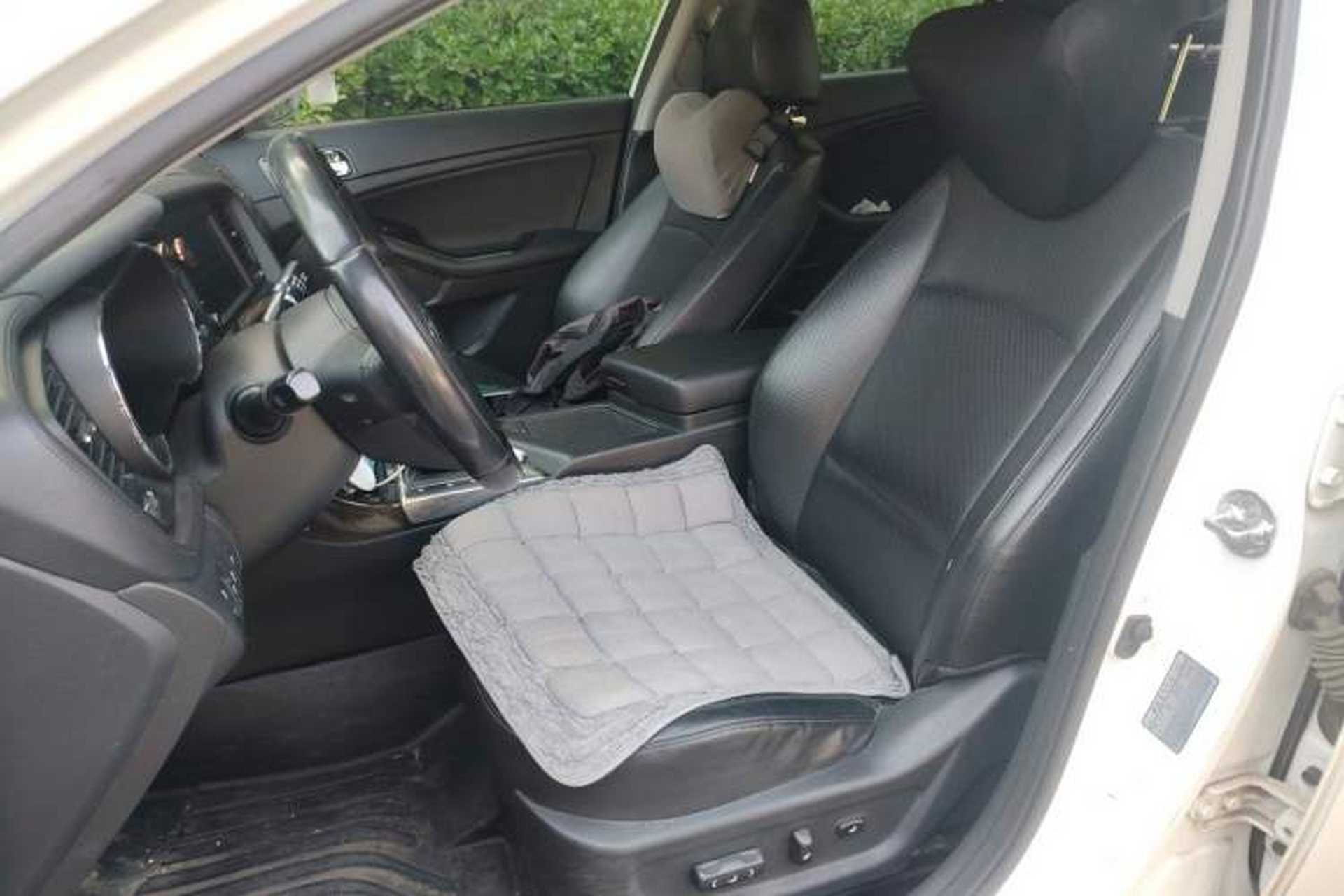 Used Kia K5 2015 2.0L Automatic LUX Left Front Seat