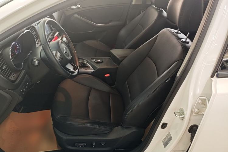 Used Kia K5 2015 2.0L Automatic LUX Left Front Seat