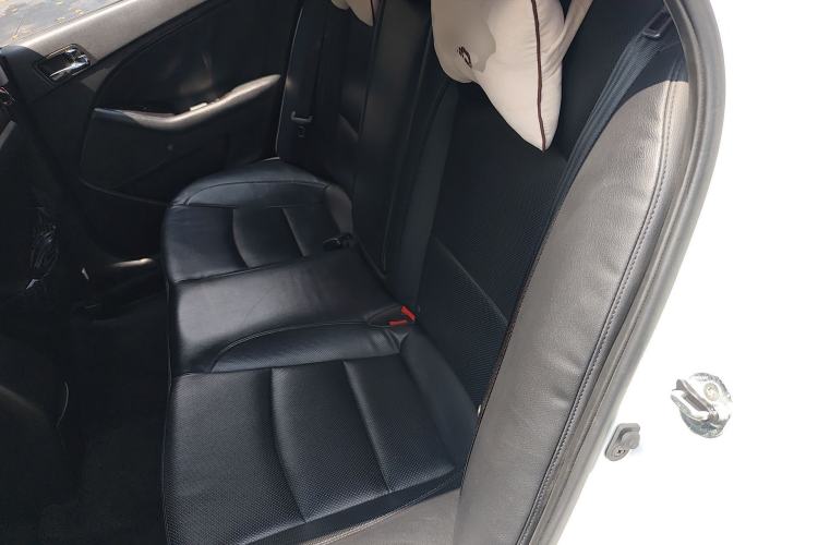 Used Kia K5 2015 2.0L Automatic LUX Left Rear Seat