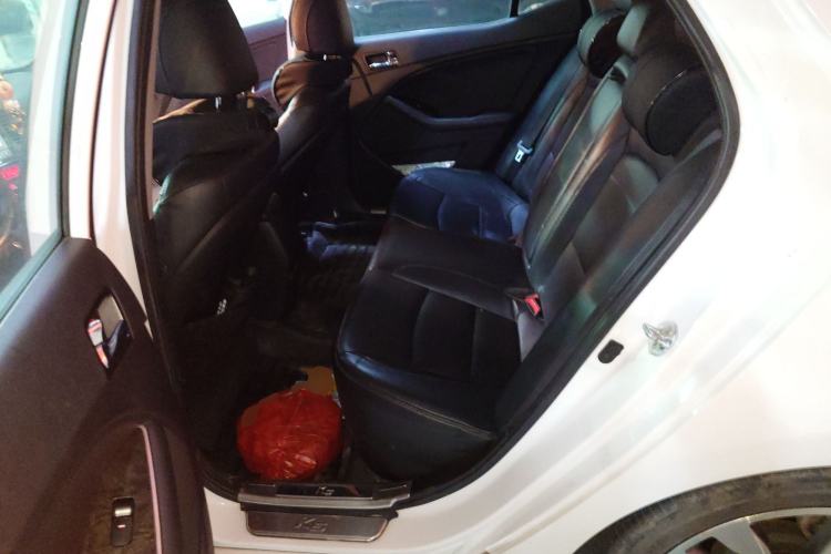 Used Kia K5 2015 2.0L Automatic LUX Left Rear Seat