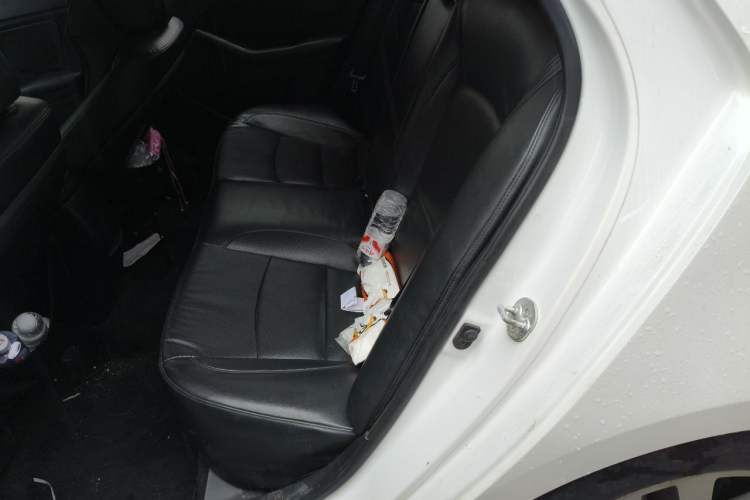 Used Kia K5 2015 2.0L Automatic LUX Left Rear Seat