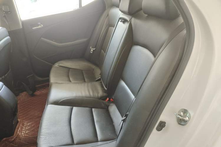 Used Kia K5 2015 2.0L Automatic LUX Left Rear Seat