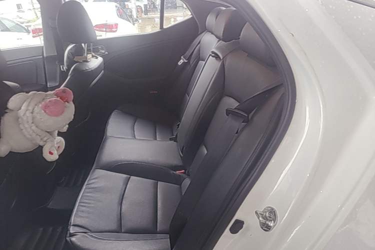 Used Kia K5 2015 2.0L Automatic LUX Left Rear Seat