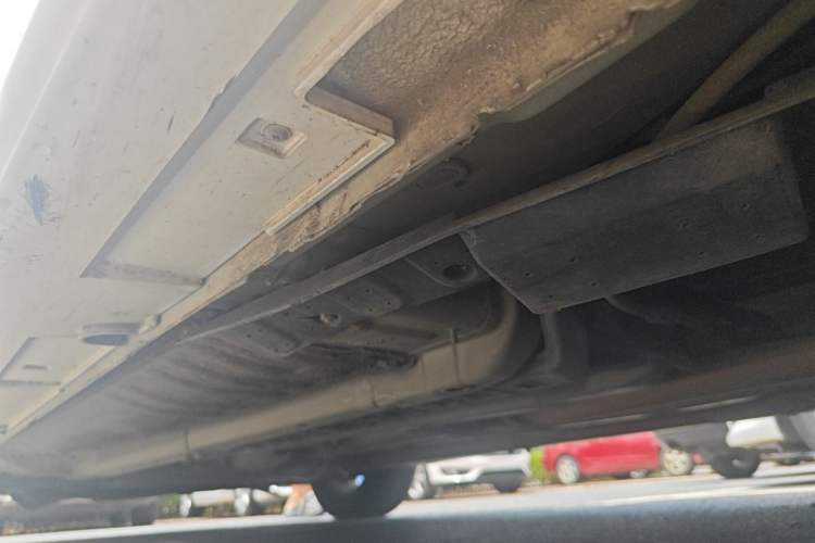 Used Kia K5 2015 2.0L Automatic GL Left Side Sill